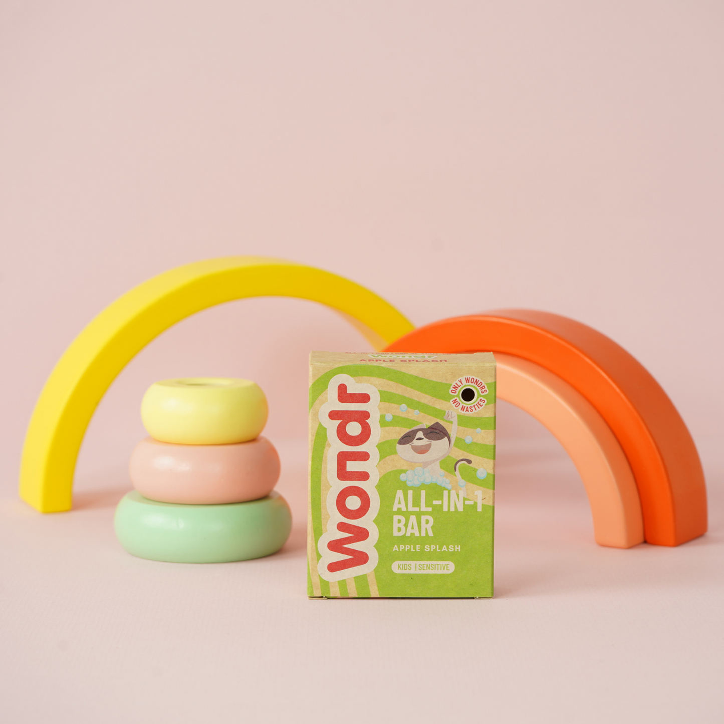 APPLE SPLASH | Kids Bar